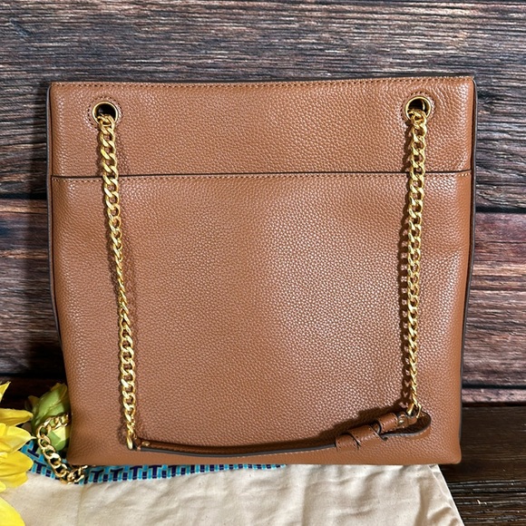 Tory Burch Everly Swingpack Leather Shoulder Crossbody Bag in light Umber - Picture 5 of 10